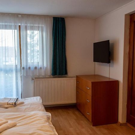 Casa Germana Hotell Lupeni  Eksteriør bilde